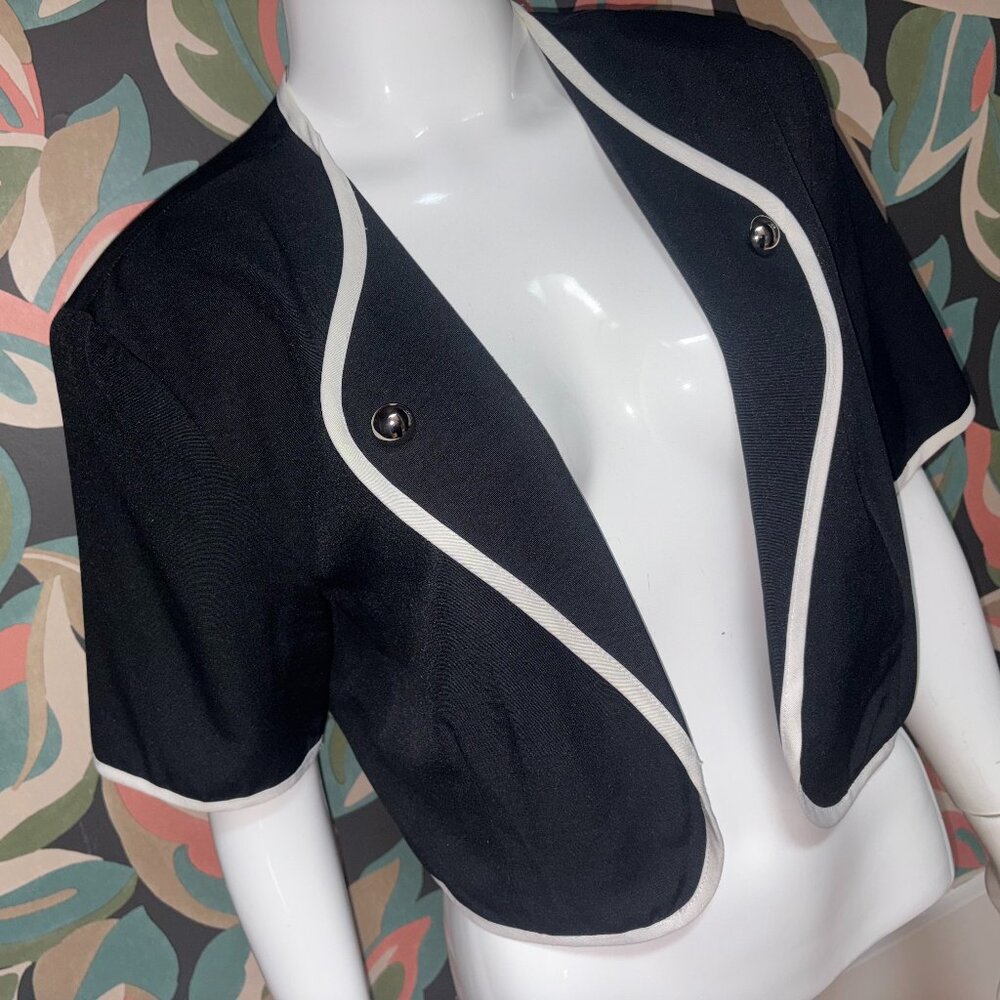 Vintage Black and White Short Sleeve Bolero Sz 13/14